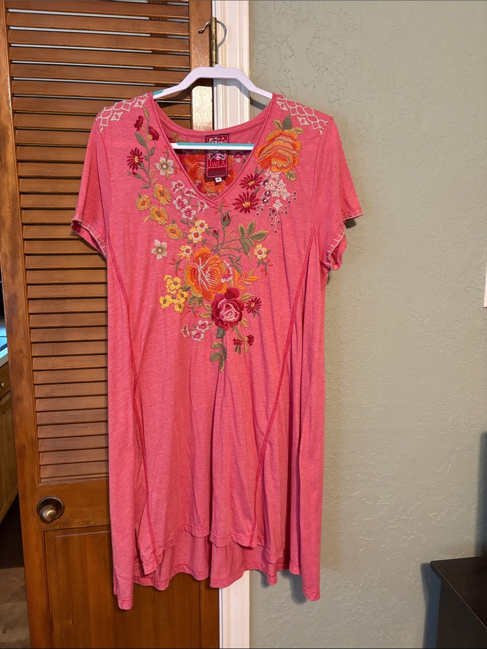Johnny Was Coral-Pink Embroidered V-Neck Tunic